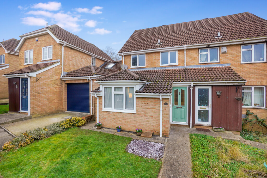 Olivine Close, Walderslade Woods, Chatham, ME5